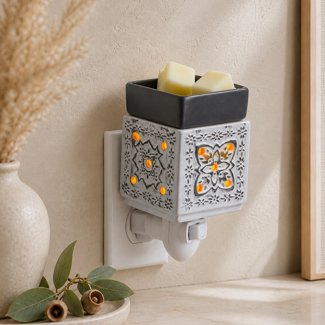 Modern Cottage Pluggable Warmer