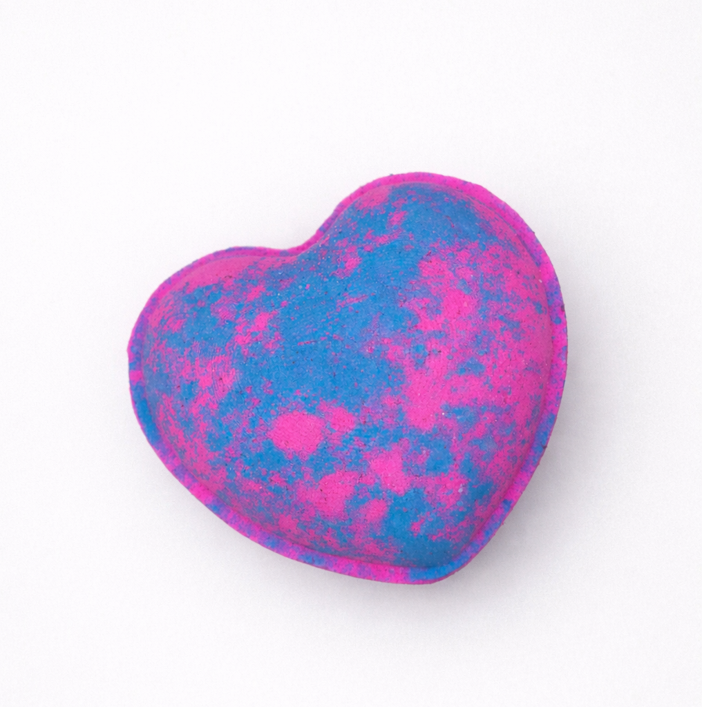 Heart ~ Bubblegum Bath Bomb